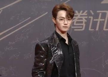 最新爆料三字男星有哪些,最新爆料，三字男星阵容大起底！  第2张